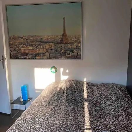 Holiday home Charmante Maison 2 Terrasses A 5 Mins Du Metro *